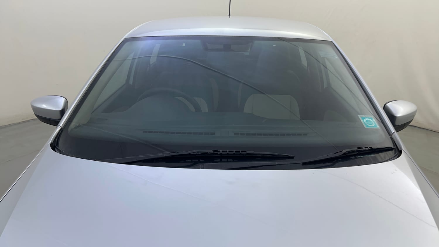 Used 2014 Volkswagen Polo Comfortline 1.2L (P) Petrol Manual exterior FRONT WINDSHIELD VIEW