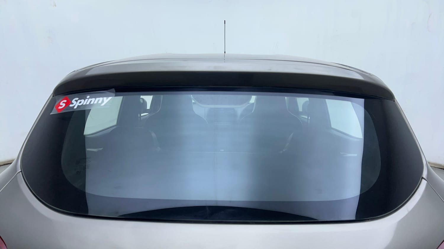 Used 2017 Renault Kwid 1.0 RXT Petrol Manual exterior BACK WINDSHIELD VIEW