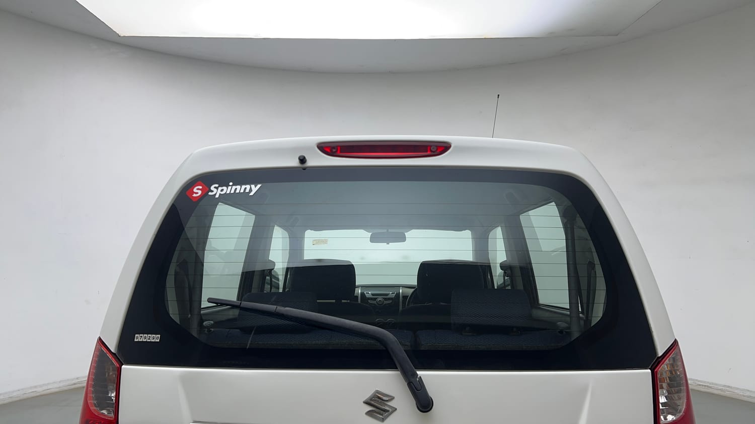 Used 2015 Maruti Suzuki Wagon R 1.0 VXI AMT Petrol Automatic exterior BACK WINDSHIELD VIEW