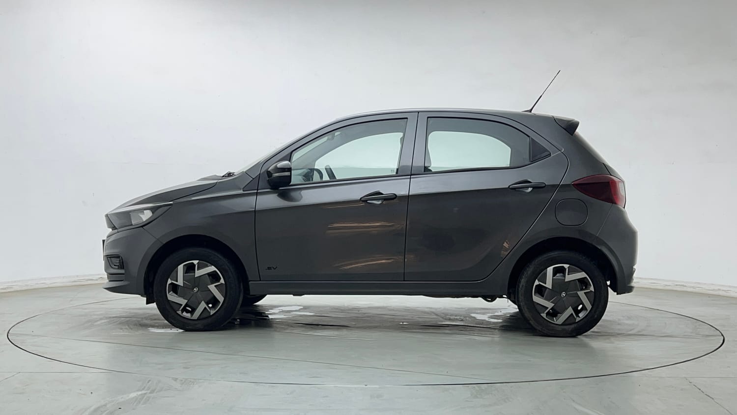 Used 2026 Tata Tiago EV XT Medium Range Electric Automatic exterior LEFT SIDE VIEW