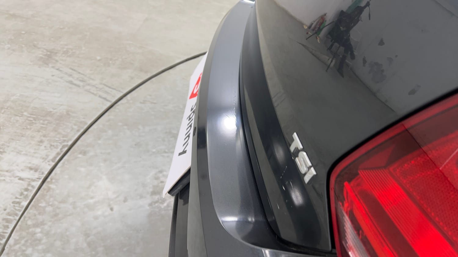 Used 2020 Volkswagen Polo Highline Plus 1.0L TSI Petrol Manual dents MINOR SCRATCH