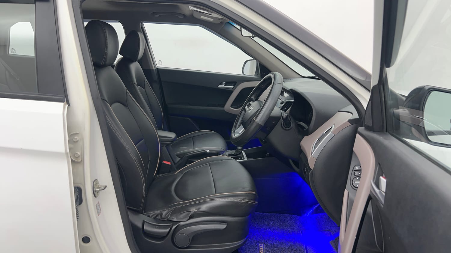 Used 2019 Hyundai Creta SX 1.6 AT Petrol Petrol Automatic interior RIGHT SIDE FRONT DOOR CABIN VIEW