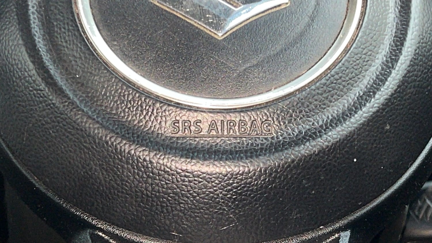 Used 2022 Maruti Suzuki Swift LXi Petrol Manual top_features Airbags