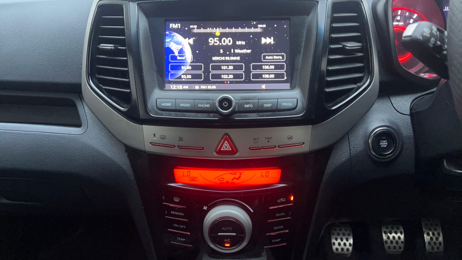 Used 2023 Mahindra XUV 300 W8 1.2 Petrol Petrol Manual interior MUSIC SYSTEM & AC CONTROL VIEW