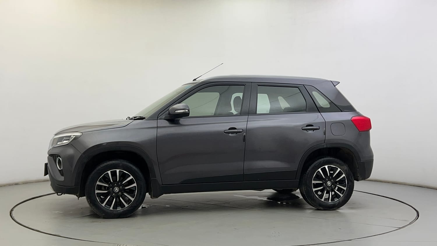 Used 2022 Toyota Urban Cruiser Premium Grade AT Petrol Automatic exterior LEFT SIDE VIEW