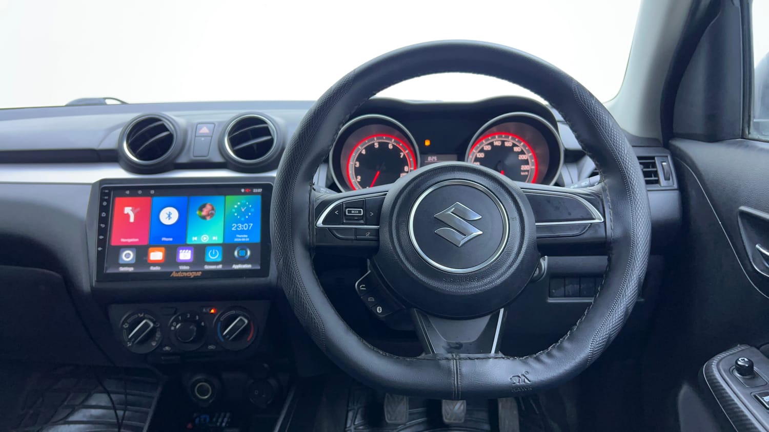 Used 2022 Maruti Suzuki Swift VXi Petrol Manual interior STEERING VIEW
