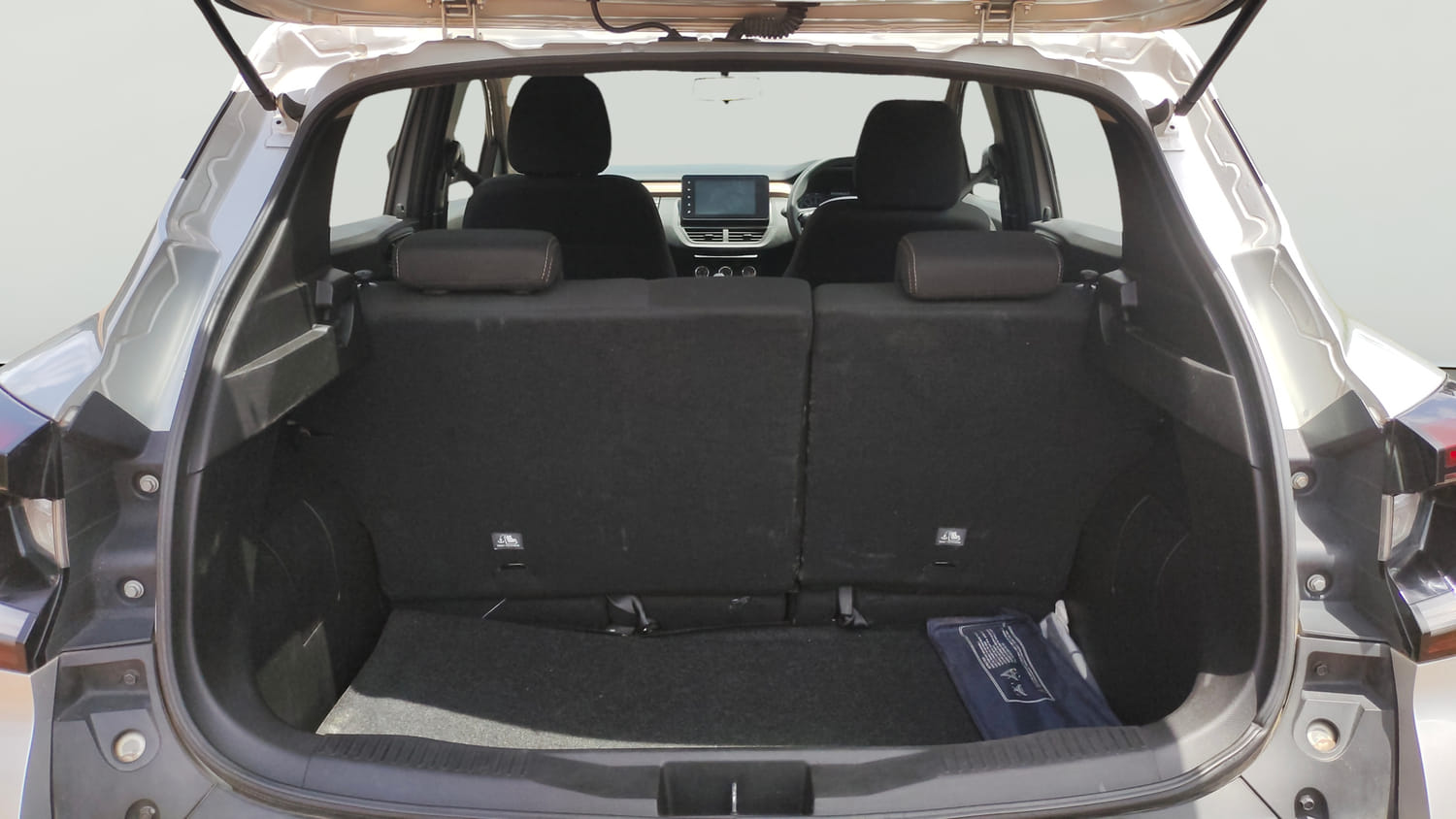 Used 2021 Renault Kiger RXT MT Petrol Manual interior DICKY INSIDE VIEW