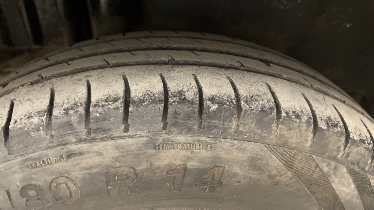 Used 2015 Maruti Suzuki Swift Dzire VXI Petrol Manual tyres RIGHT REAR TYRE TREAD VIEW