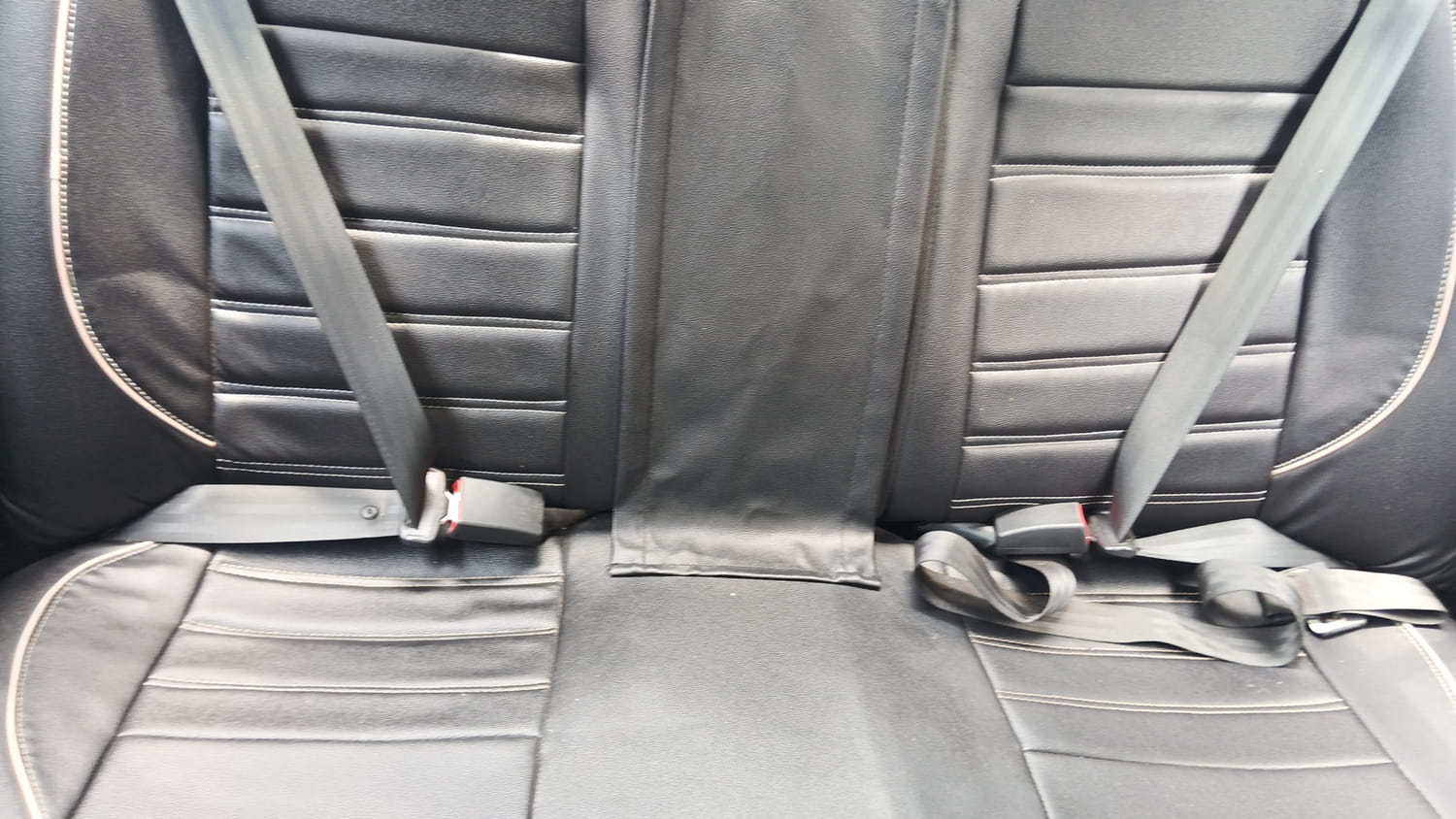 Used 2015 Hyundai Xcent S 1.2 (O) Petrol Manual interior REAR SEAT CONDITION VIEW