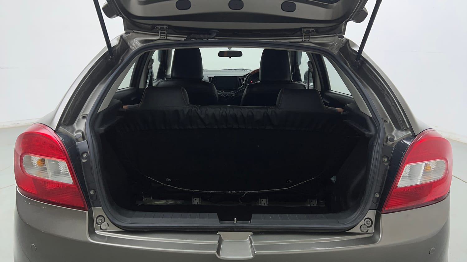 Used 2021 Maruti Suzuki Baleno Sigma Petrol Manual interior DICKY INSIDE VIEW