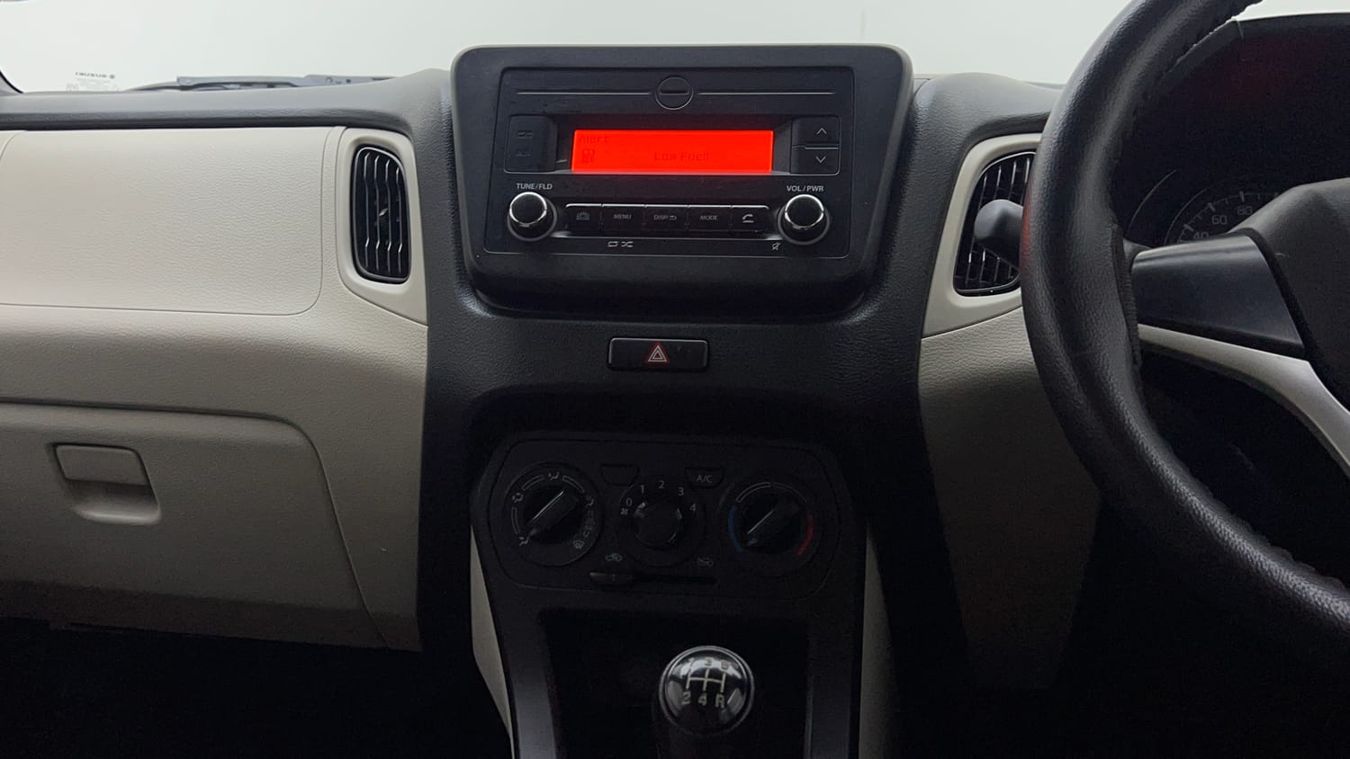 Used 2019 Maruti Suzuki Wagon R VXi 1.0 Petrol Manual interior MUSIC SYSTEM & AC CONTROL VIEW