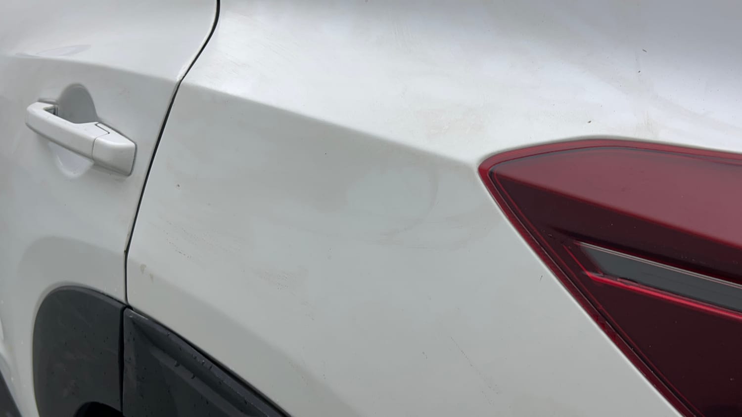 Used 2022 Nissan Magnite XE Petrol Manual dents MINOR SCRATCH