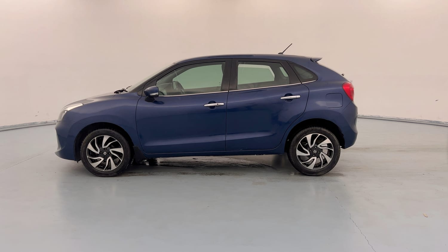 Used 2020 Maruti Suzuki Baleno Alpha Petrol Manual exterior LEFT SIDE VIEW