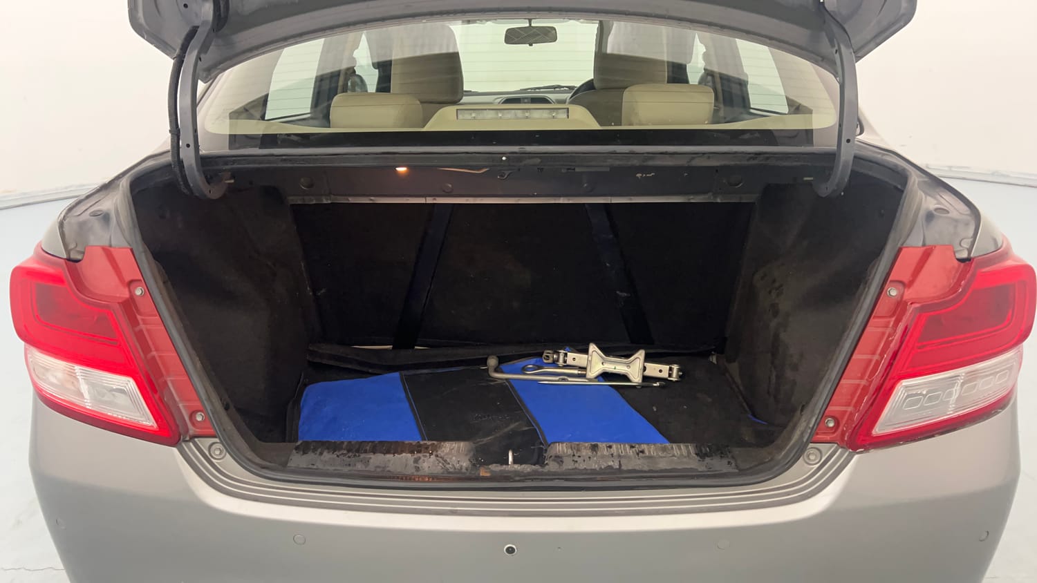 Used 2020 Maruti Suzuki Dzire ZXi Petrol Manual interior DICKY INSIDE VIEW