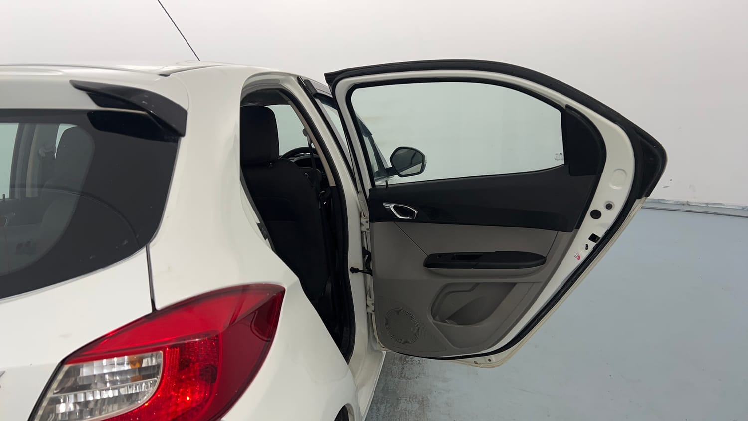 Used 2018 Tata Tiago Revotron XZ Plus Petrol Manual interior RIGHT REAR DOOR OPEN VIEW