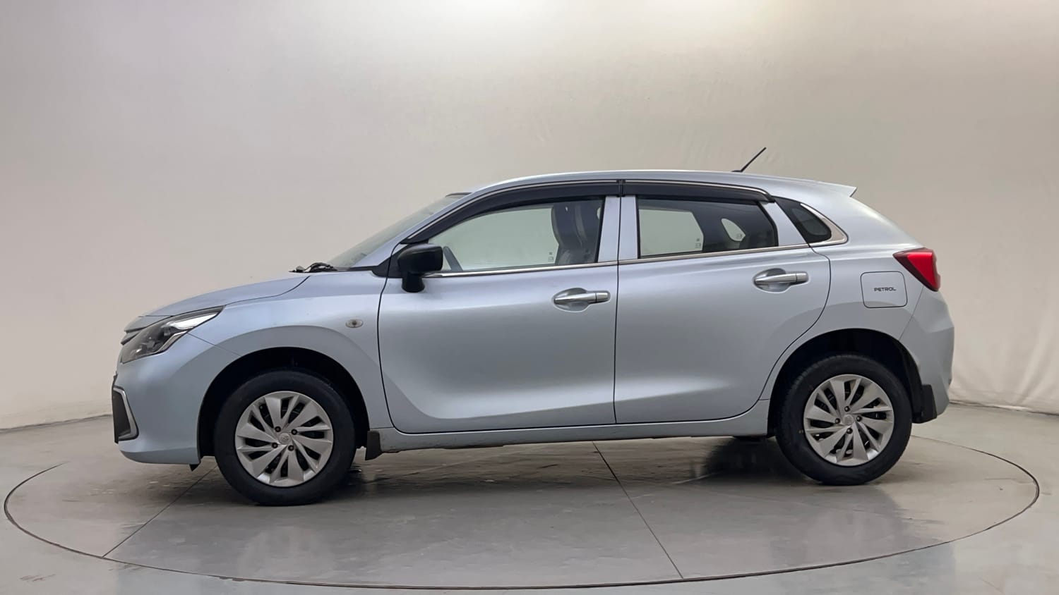 Used 2025 Toyota Glanza E Petrol Manual exterior LEFT SIDE VIEW