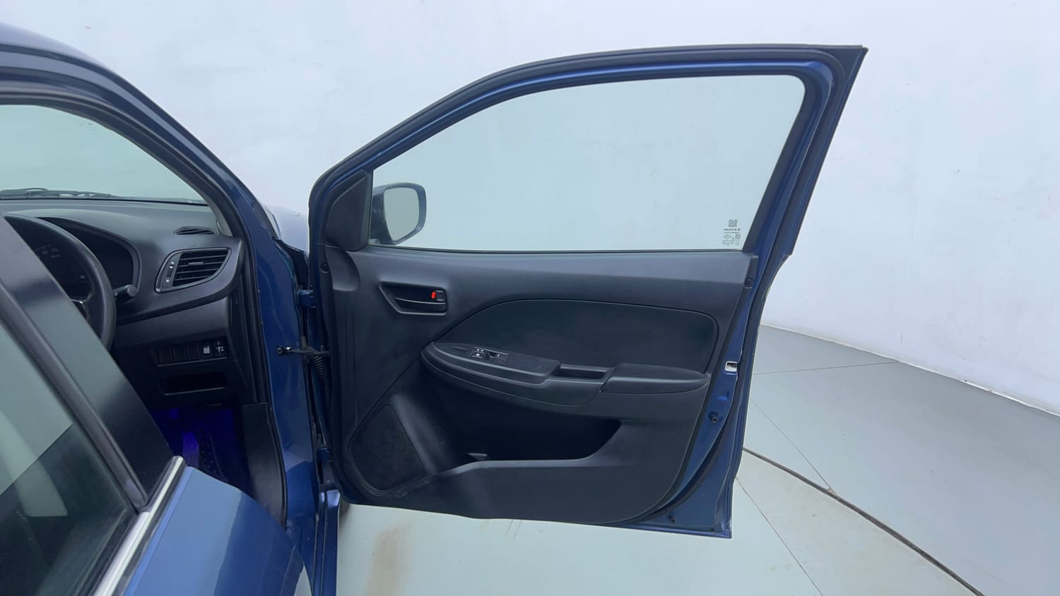 Used 2017 Maruti Suzuki Baleno Sigma 1.2 Petrol Manual interior RIGHT FRONT DOOR OPEN VIEW