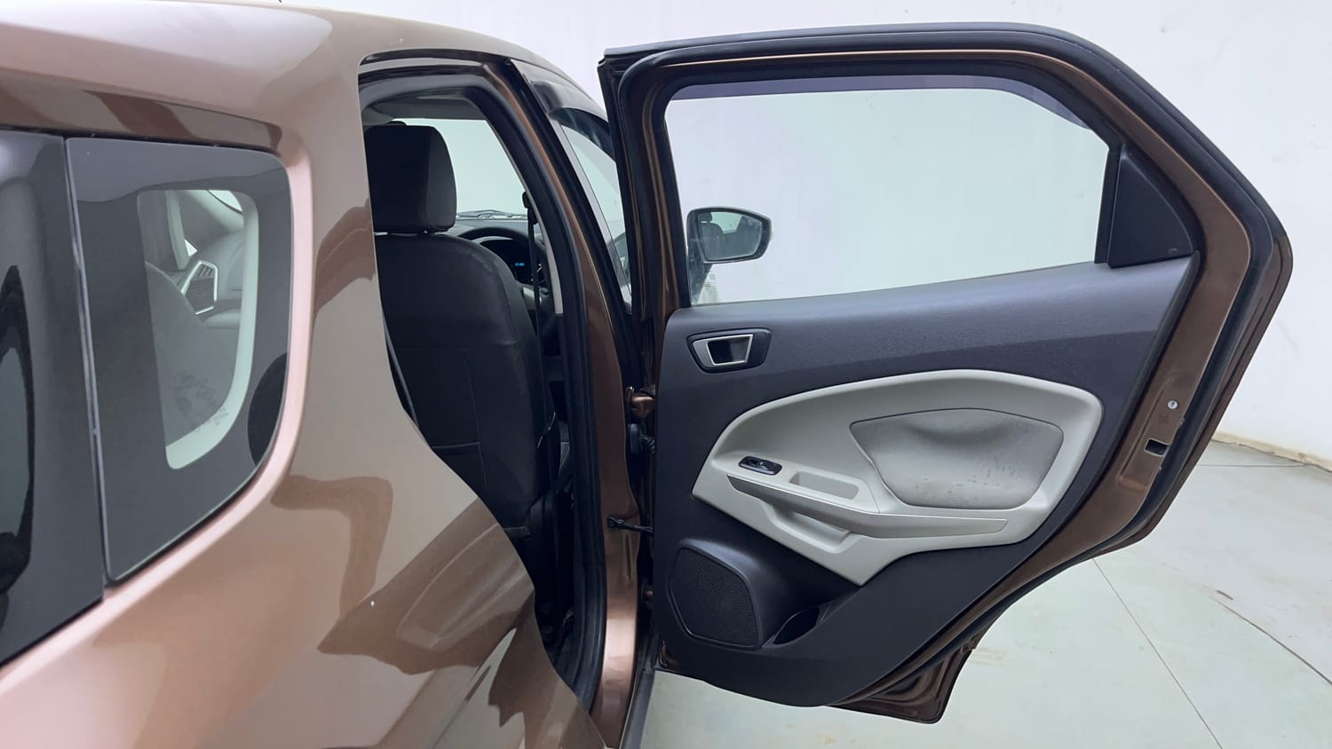 Used 2016 Ford EcoSport Trend 1.5L Ti-VCT Petrol Manual interior RIGHT REAR DOOR OPEN VIEW