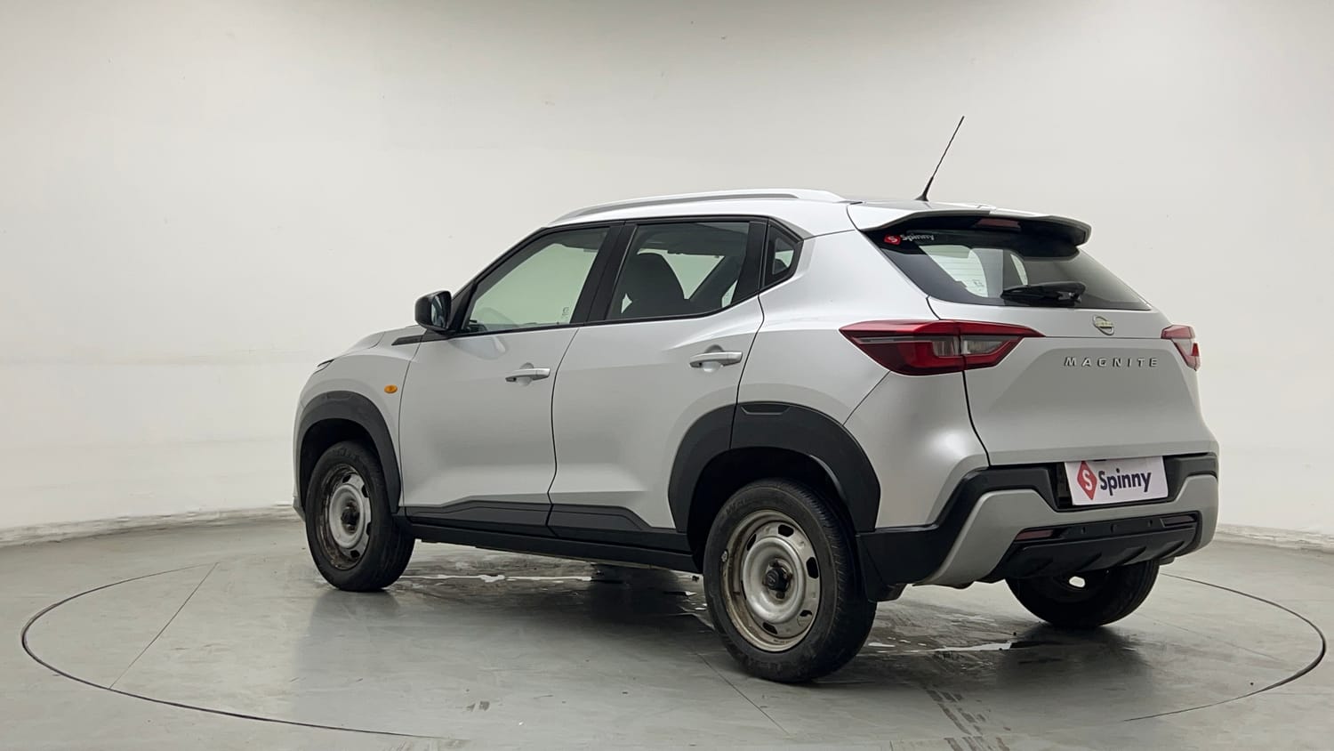 Used 2021 Nissan Magnite XE Petrol Manual exterior LEFT REAR CORNER VIEW