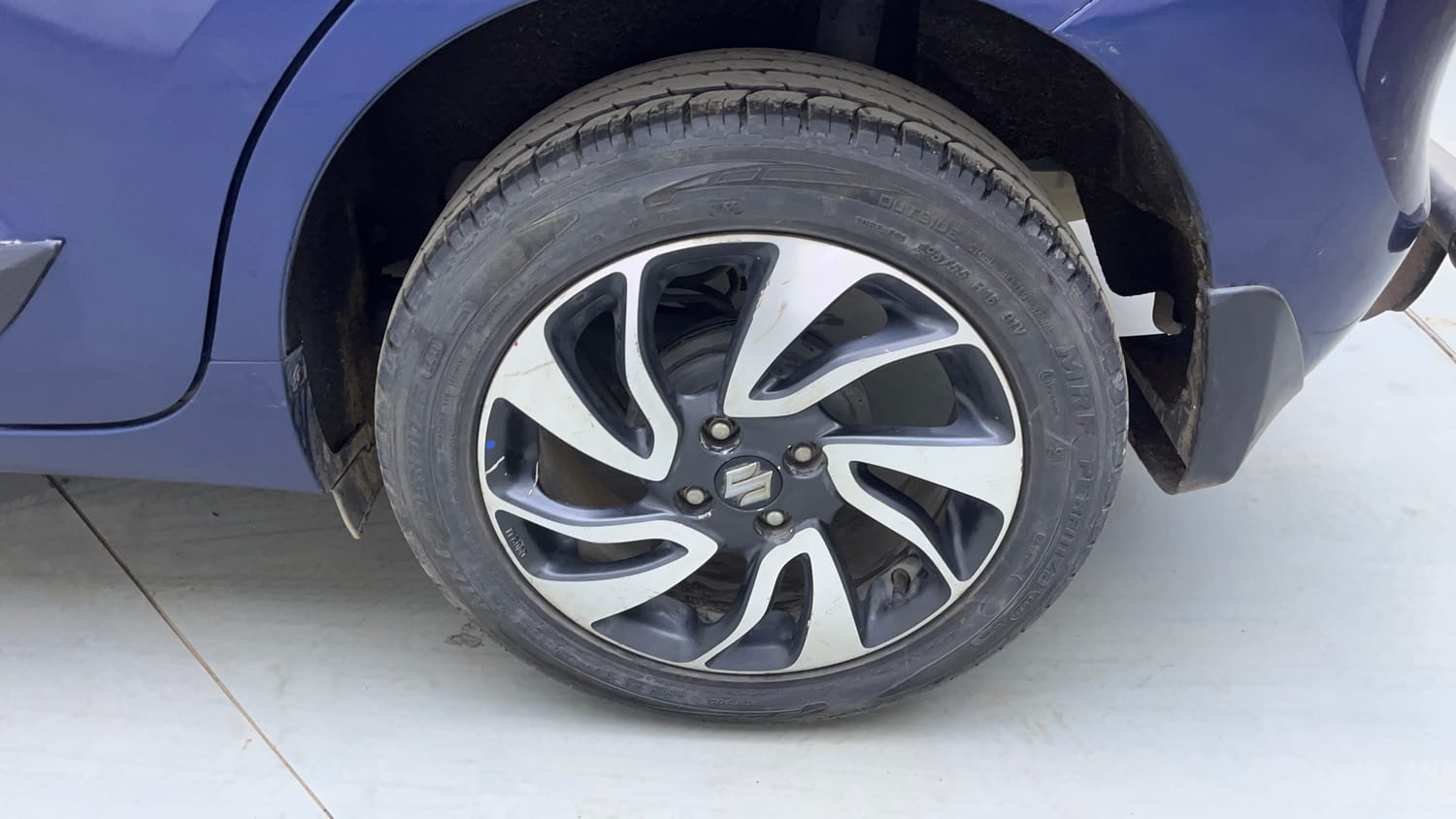Used 2020 Maruti Suzuki Baleno Zeta Automatic Petrol Automatic tyres LEFT REAR TYRE RIM VIEW