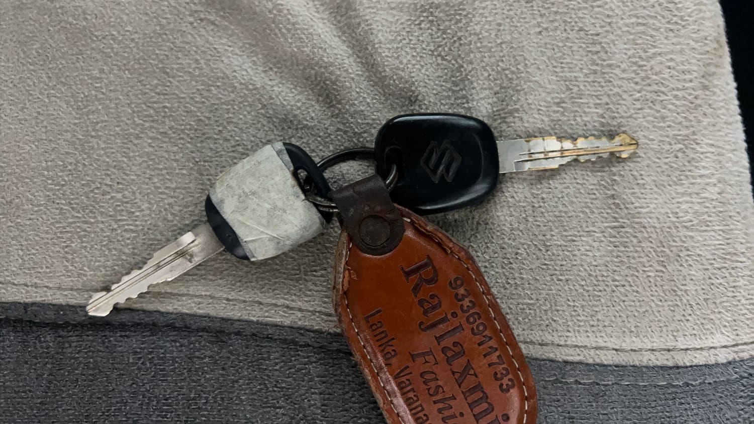 Used 2012 Maruti Suzuki Wagon R LXi Petrol Manual extra CAR KEY VIEW