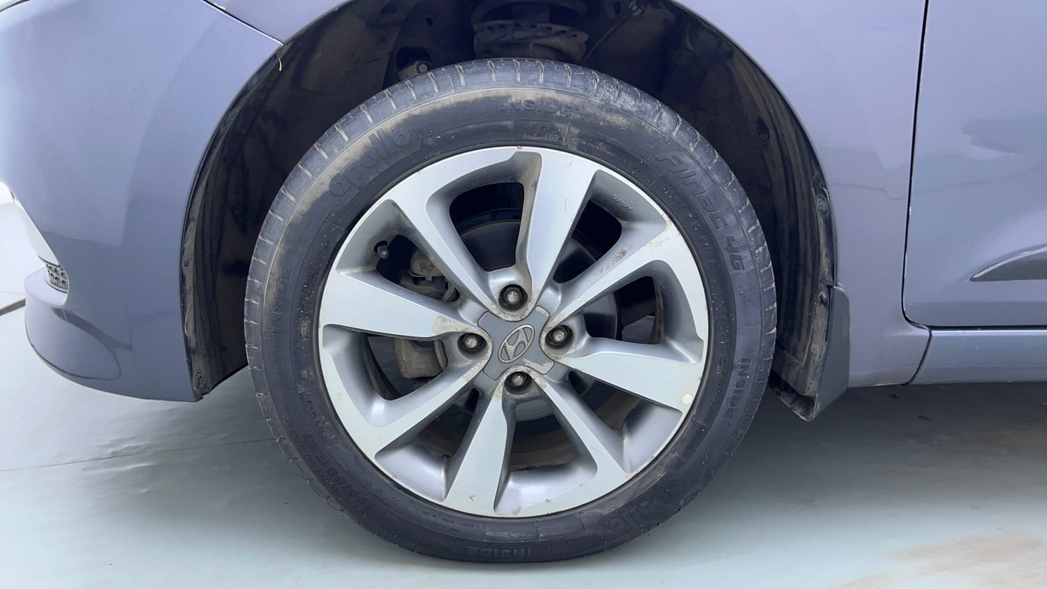 Used 2016 Hyundai Elite i20 Asta 1.2 Petrol Manual tyres LEFT FRONT TYRE RIM VIEW