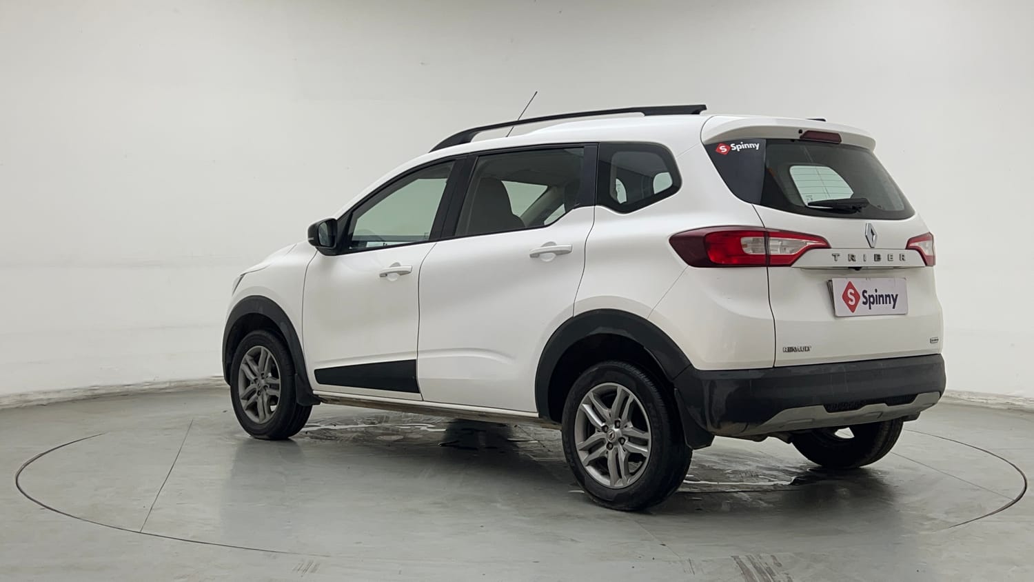 Used 2022 Renault Triber RXZ Petrol Automatic exterior LEFT REAR CORNER VIEW