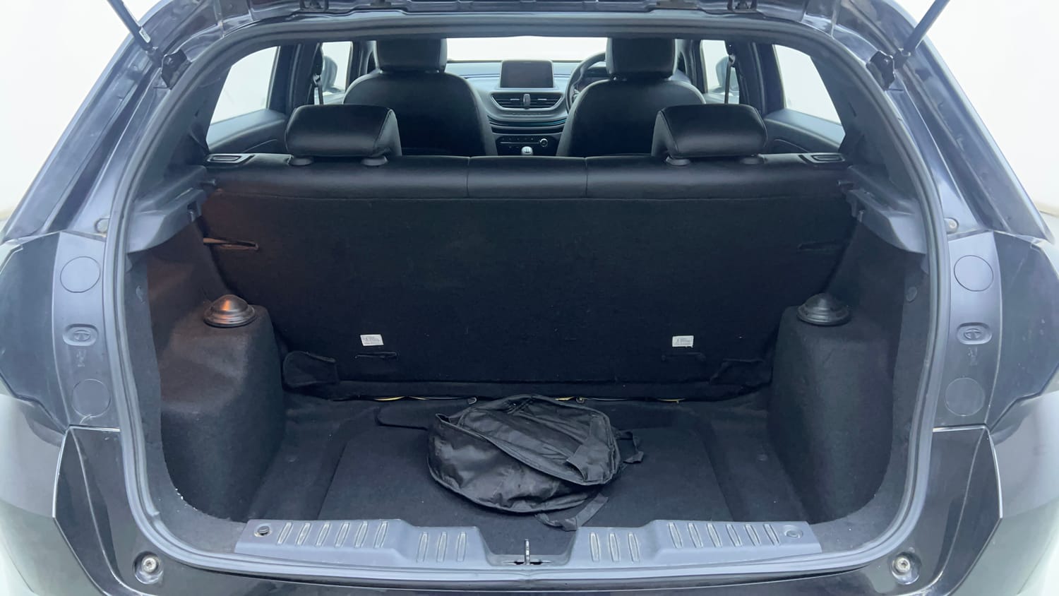 Used 2022 Tata Altroz XZ Plus Petrol Dark Edition Petrol Manual interior DICKY INSIDE VIEW