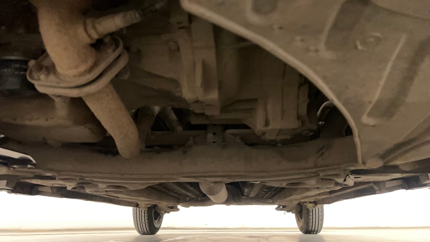 Used 2013 Maruti Suzuki Swift VXi Petrol Manual extra FRONT LEFT UNDERBODY VIEW