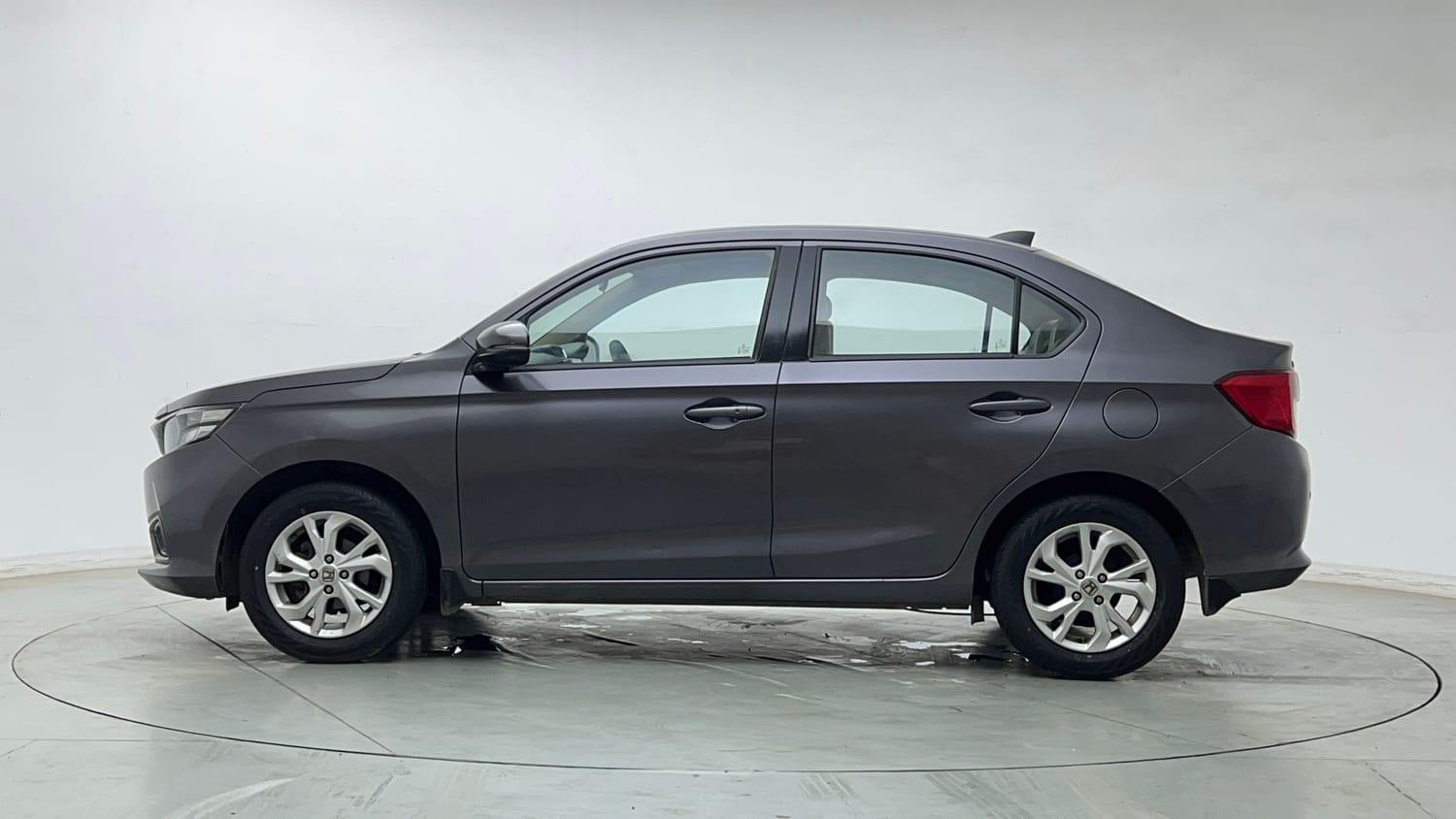 Used 2019 Honda Amaze 1.2 V CVT Petrol Petrol Automatic exterior LEFT SIDE VIEW