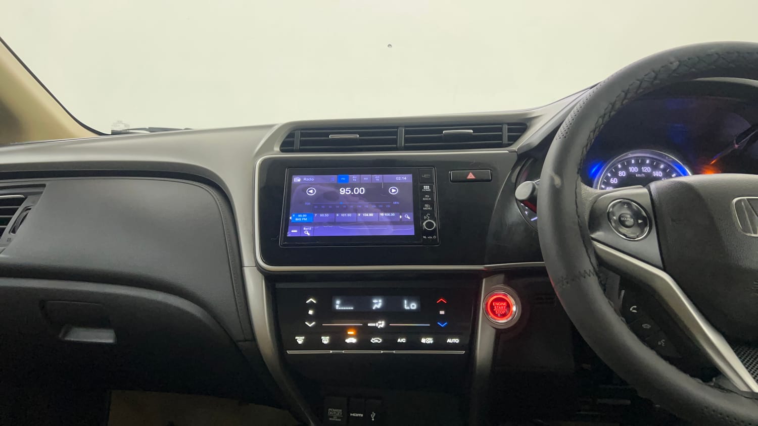 Used 2018 Honda City VX Petrol Petrol Manual interior MUSIC SYSTEM & AC CONTROL VIEW