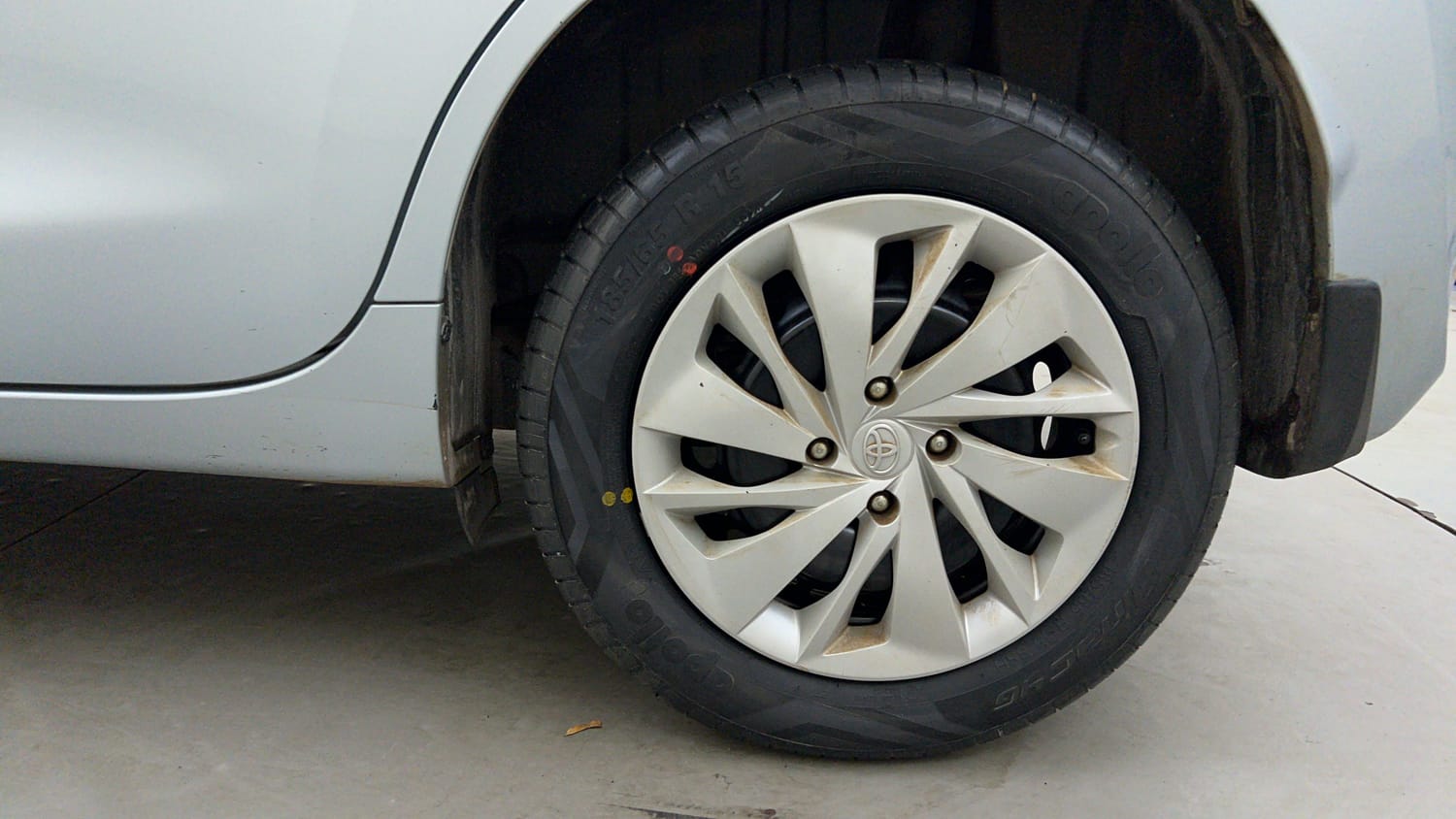 Used 2025 Toyota Glanza E Petrol Manual tyres LEFT REAR TYRE RIM VIEW