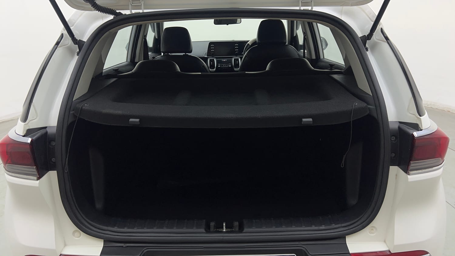 Used 2022 Kia Sonet HTK Plus 1.2 Petrol Manual interior DICKY INSIDE VIEW