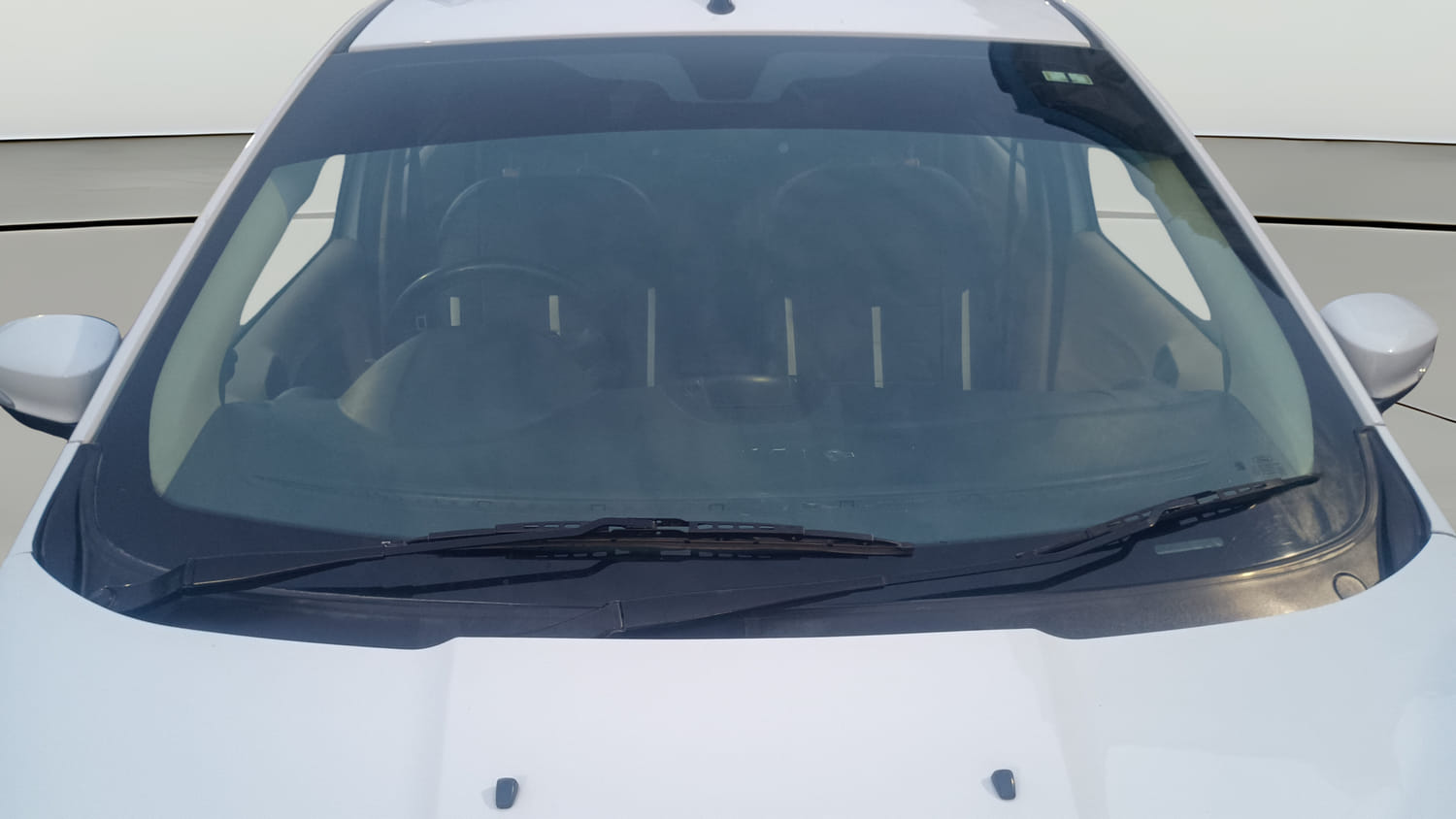 Used 2016 Ford Figo Aspire Trend 1.5 TDCi Diesel Manual exterior FRONT WINDSHIELD VIEW