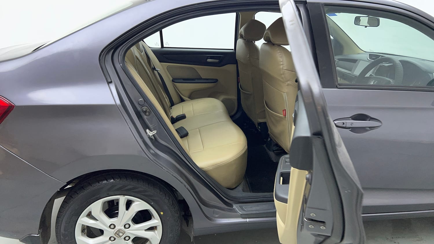 Used 2019 Honda Amaze 1.2 V CVT Petrol Petrol Automatic interior RIGHT SIDE REAR DOOR CABIN VIEW