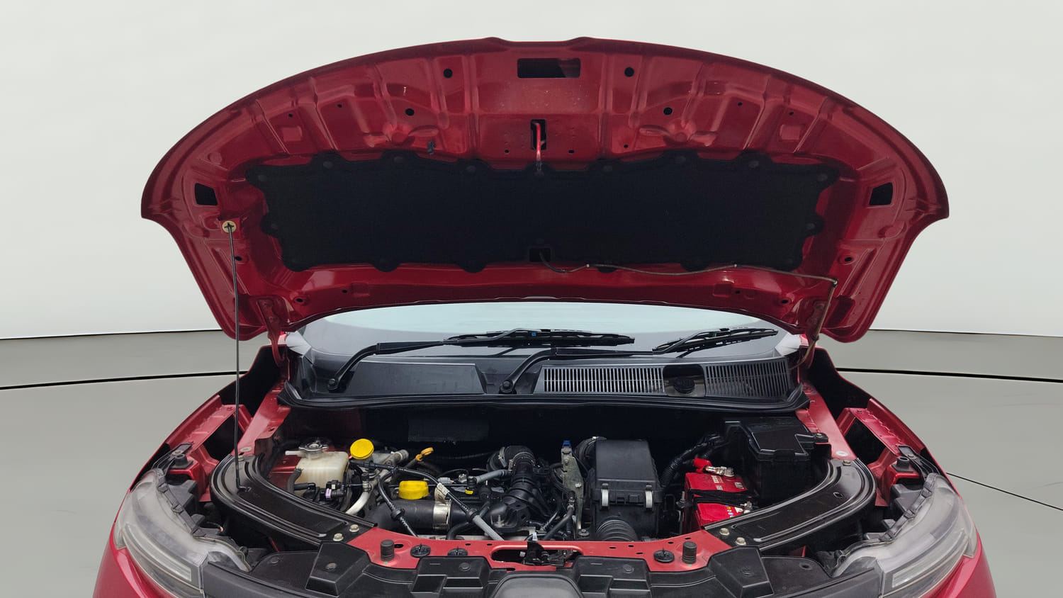 Used 2021 Renault Kiger RXZ Turbo CVT Dual Tone Petrol Automatic engine ENGINE & BONNET OPEN FRONT VIEW