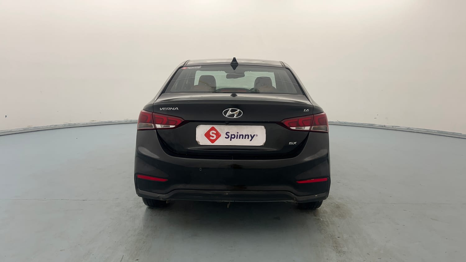Used 2018 Hyundai Verna SX 1.6 VTVT Petrol Manual exterior BACK VIEW
