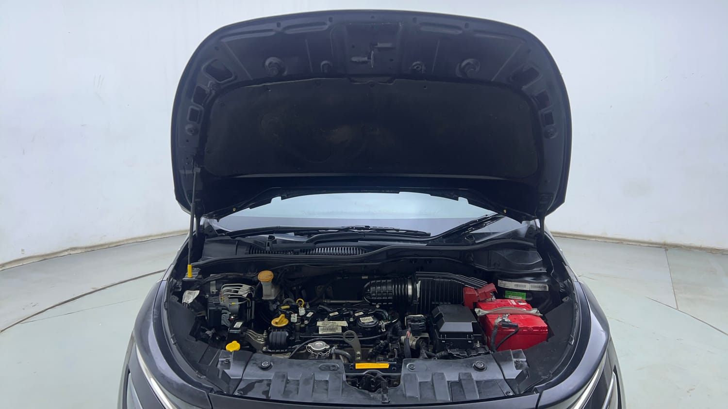 Used 2022 Tata Altroz XZ Plus Petrol Dark Edition Petrol Manual engine ENGINE & BONNET OPEN FRONT VIEW