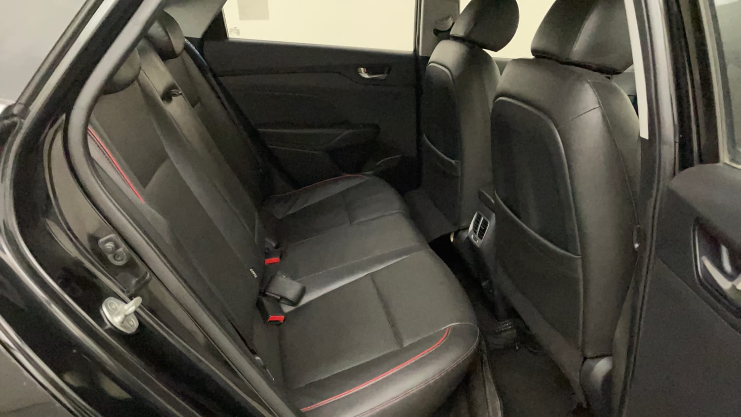 Used 2021 Hyundai Verna SX (O) 1.6 VTVT AT Petrol Automatic interior RIGHT SIDE REAR DOOR CABIN VIEW
