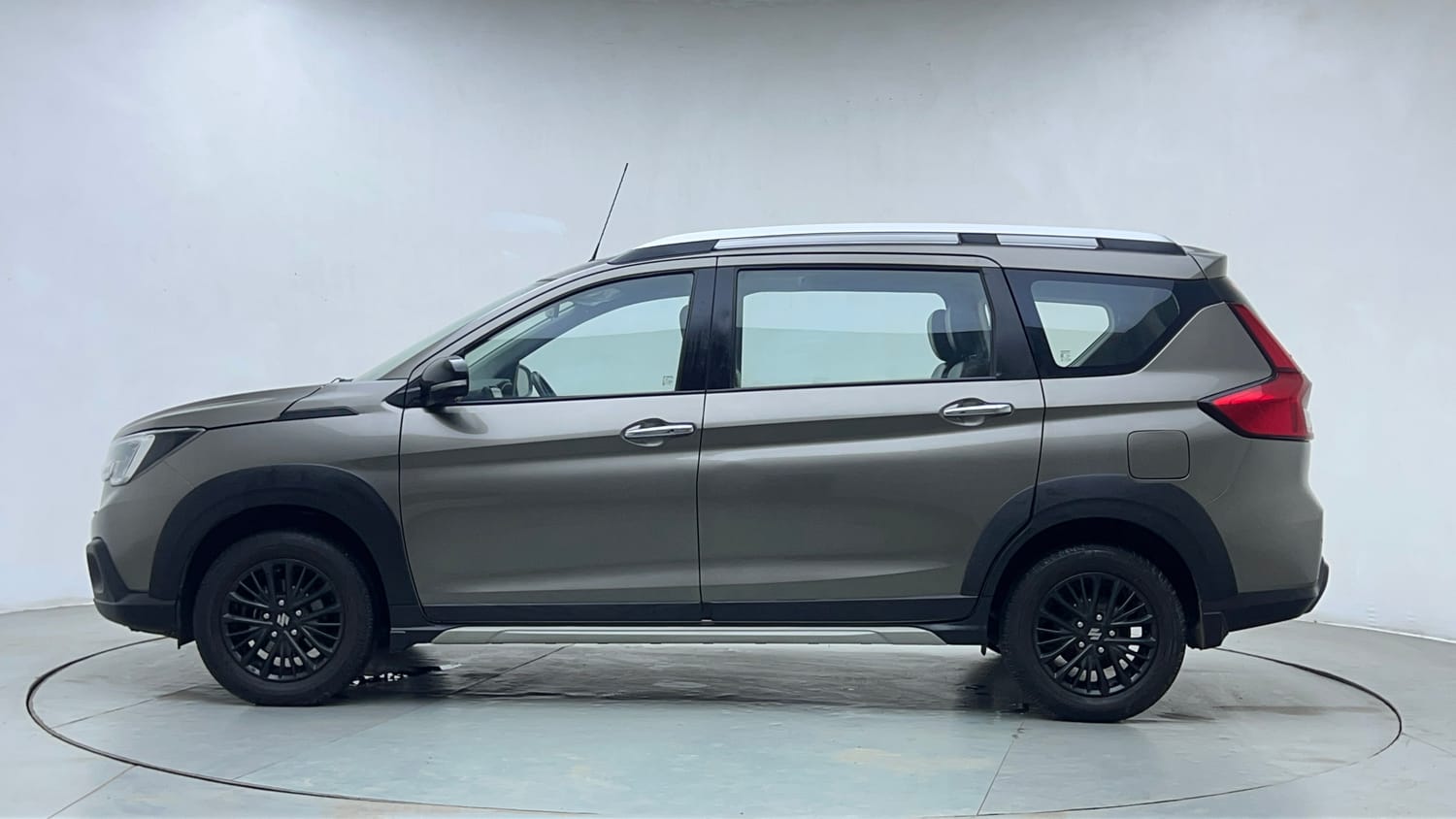 Used 2020 Maruti Suzuki XL6 Alpha MT Petrol Petrol Manual exterior LEFT SIDE VIEW
