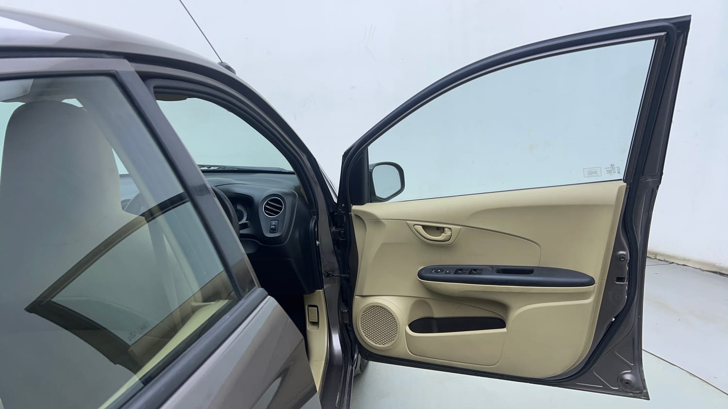 Used 2014 Honda Brio S MT Petrol Manual interior RIGHT FRONT DOOR OPEN VIEW