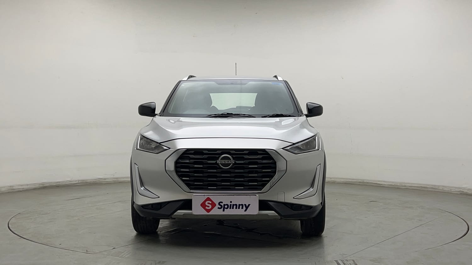 Used 2021 Nissan Magnite XE Petrol Manual exterior FRONT VIEW