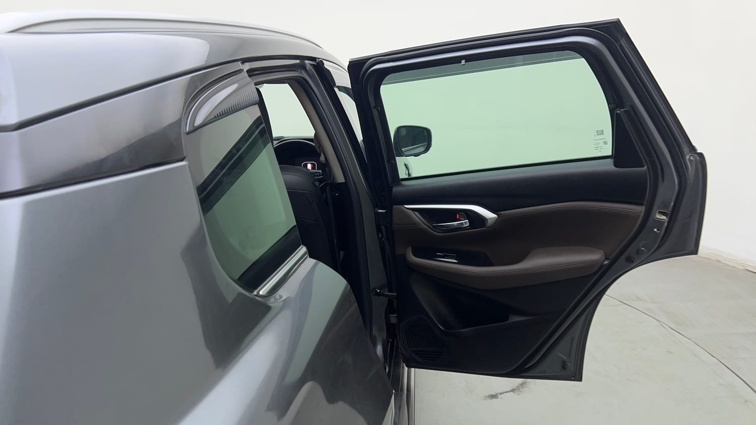 Used 2024 Toyota Urban Cruiser Hyryder V Hybrid Hybrid Automatic interior RIGHT REAR DOOR OPEN VIEW