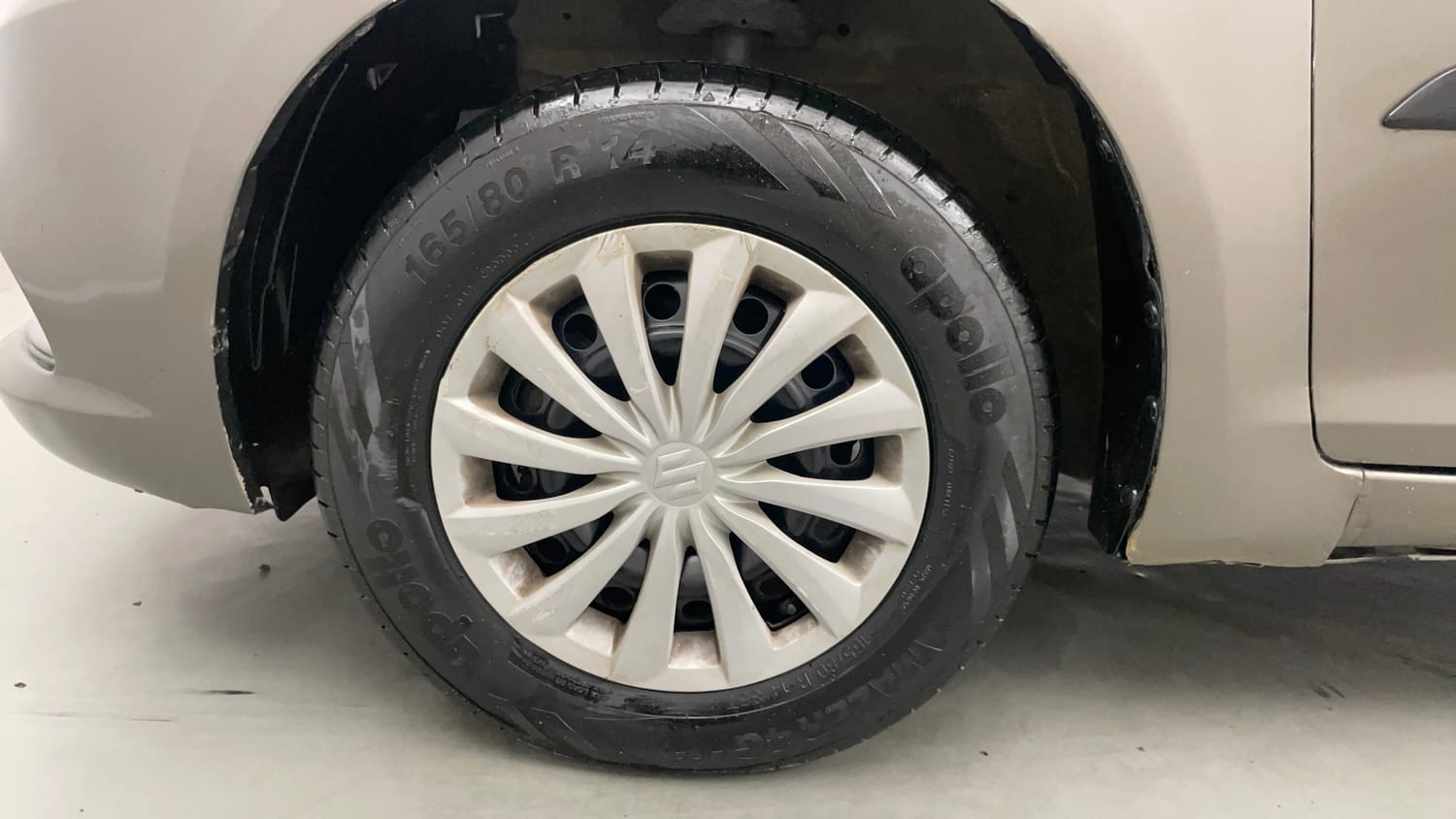 Used 2016 Maruti Suzuki Swift Dzire VXI Petrol Manual tyres LEFT FRONT TYRE RIM VIEW