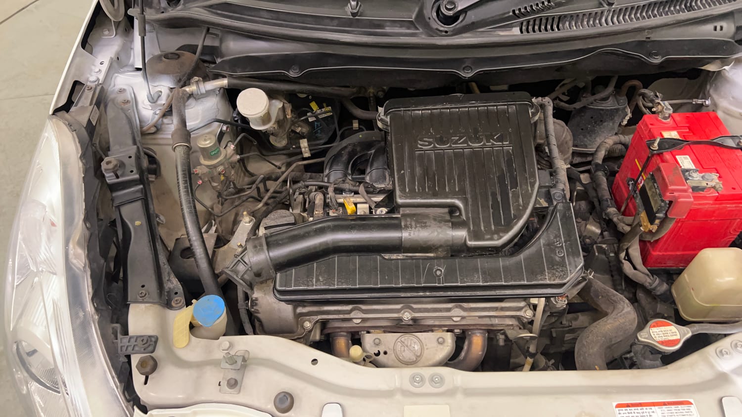 Used 2013 Maruti Suzuki Swift VXi Petrol Manual engine ENGINE RIGHT SIDE VIEW