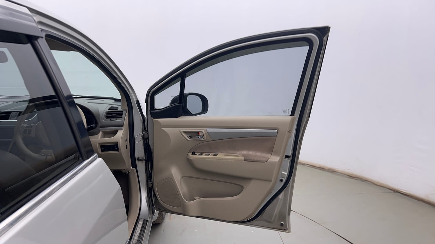 Used 2014 Maruti Suzuki Ertiga ZXi Petrol Manual interior RIGHT FRONT DOOR OPEN VIEW
