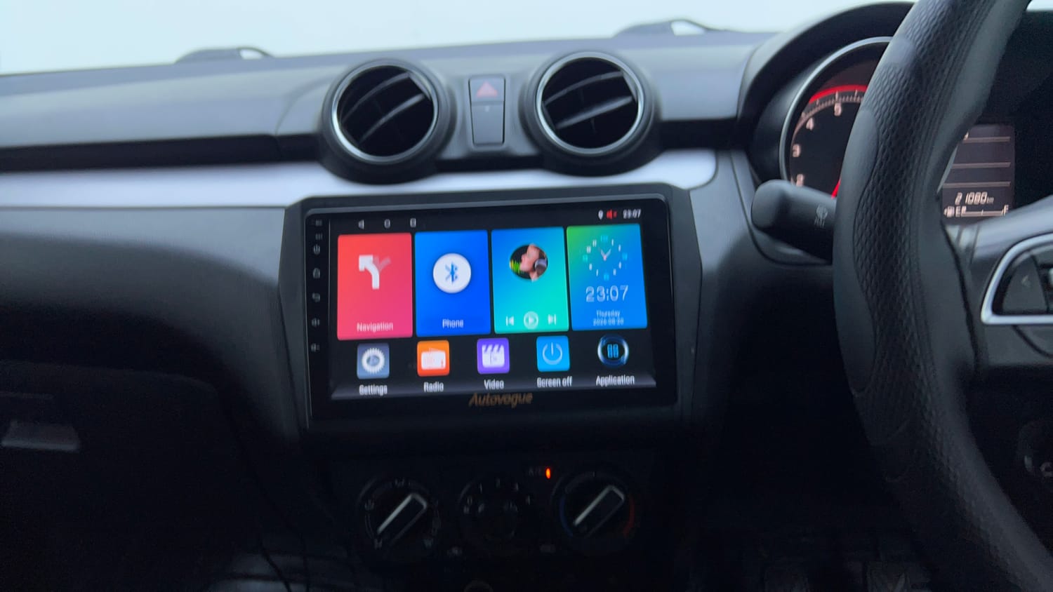 Used 2022 Maruti Suzuki Swift VXi Petrol Manual top_features Integrated (in-dash) music system