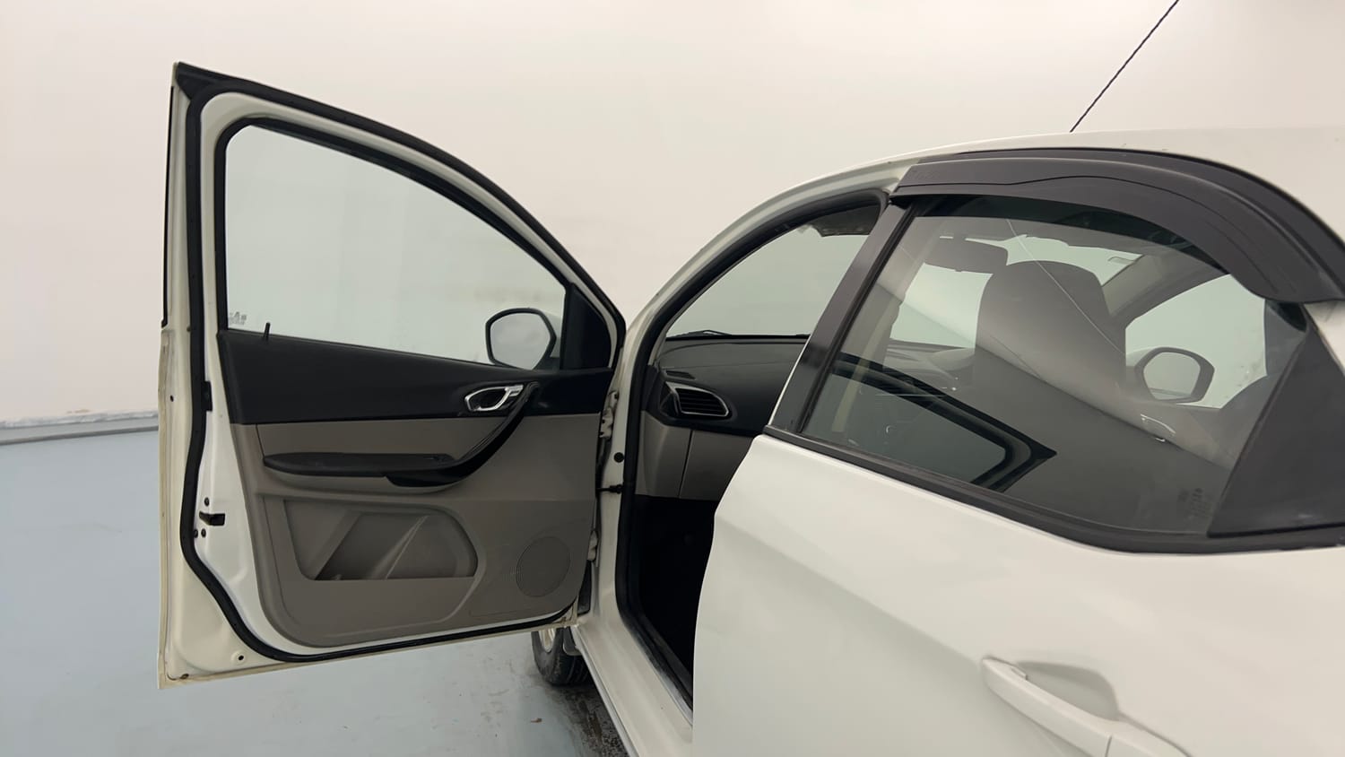 Used 2018 Tata Tiago Revotron XZ Plus Petrol Manual interior LEFT FRONT DOOR OPEN VIEW