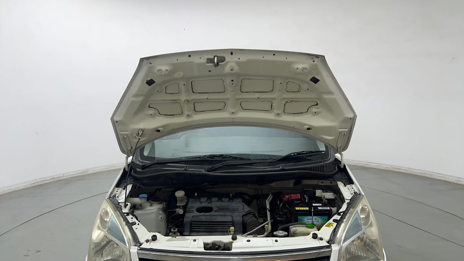 Used 2015 Maruti Suzuki Wagon R 1.0 VXI AMT Petrol Automatic engine ENGINE & BONNET OPEN FRONT VIEW
