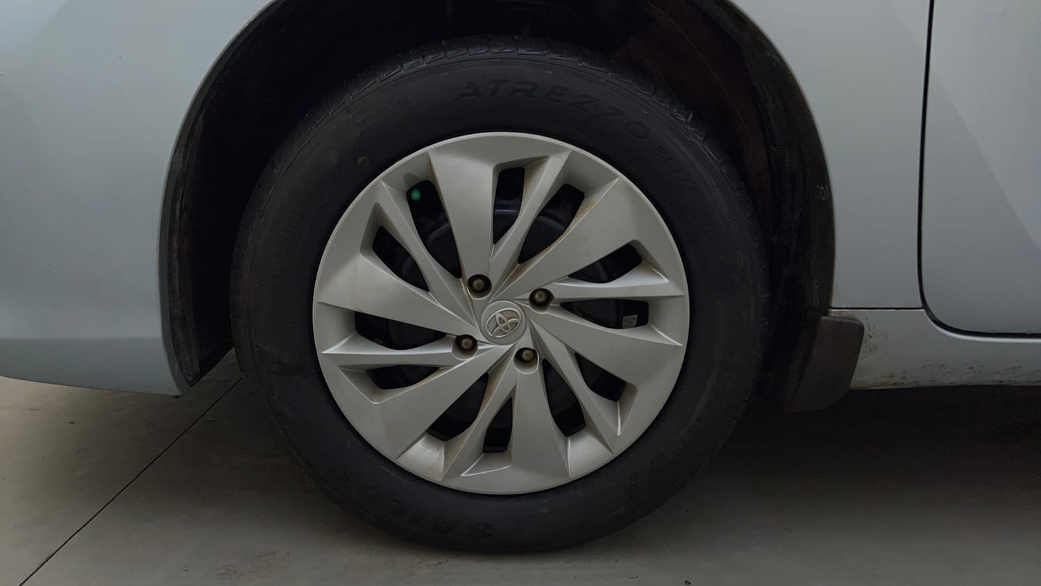 Used 2025 Toyota Glanza E Petrol Manual tyres LEFT FRONT TYRE RIM VIEW